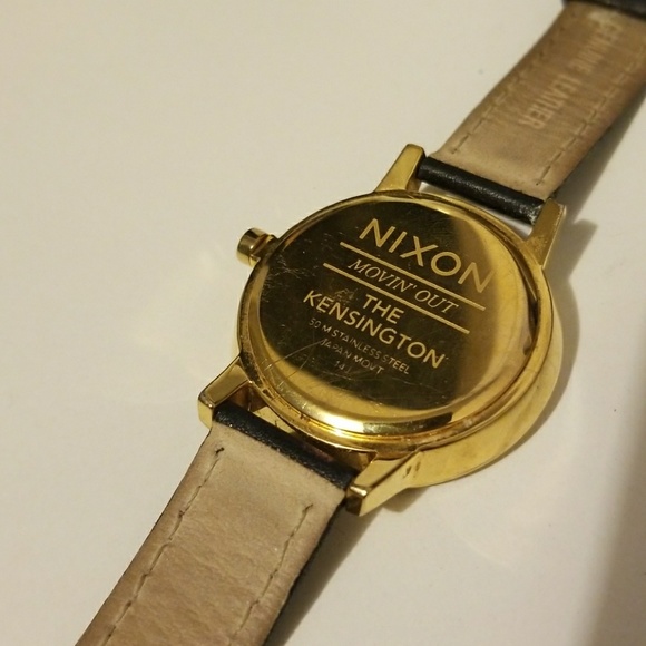 Watch - Picture 2 of 3